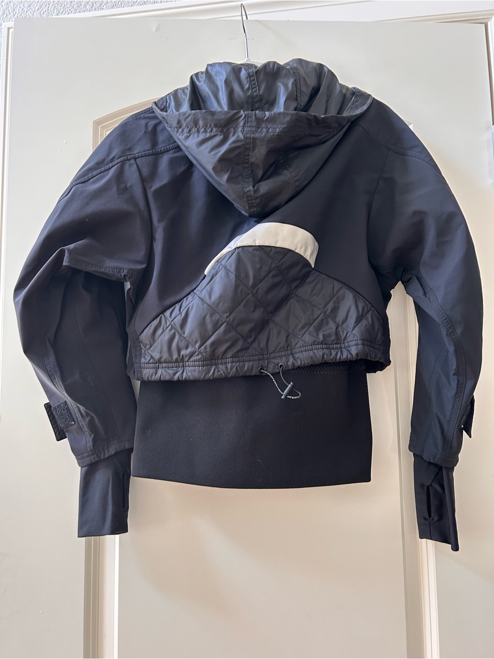 Stella McCartney x Adidas Run Trail Hoodie Jacket in Black. Jogging. Layered. XS - Picture 9 of 12